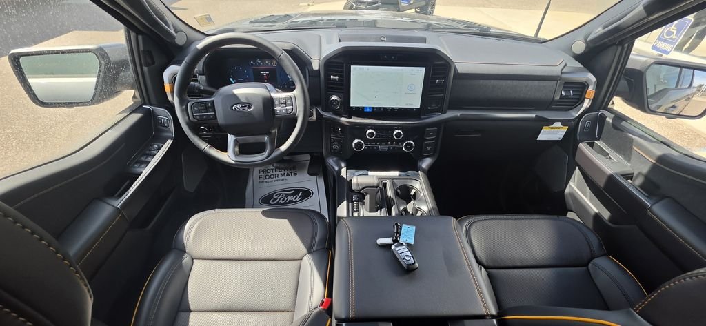 New 2026 Carbonized Gray Metallic Ford Tremor® image 23