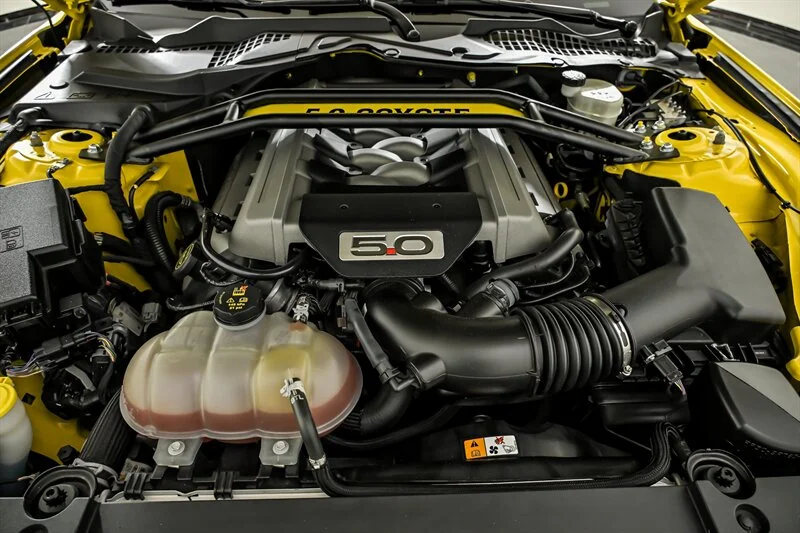 Used 2017 Triple Yellow Tri-Coat Ford GT image 12
