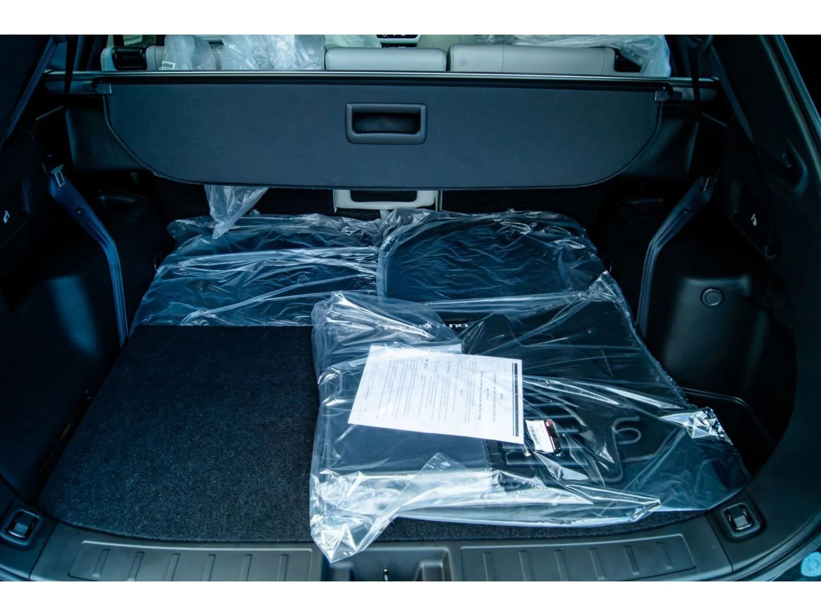 2025 Mitsubishi Outlander Plug-in Hybrid Platinum Edition - Photo 16
