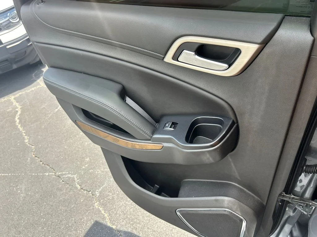 Used 2019 Gray GMC Denali image 25
