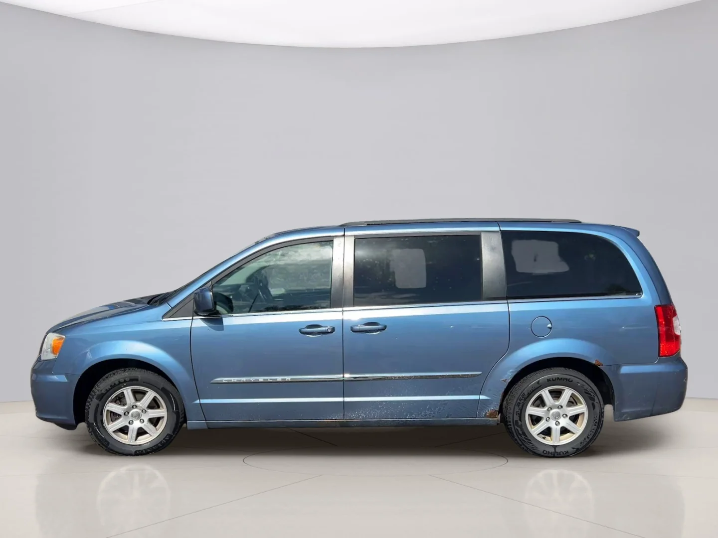 Used 2012 Blue Chrysler TOURING image 2