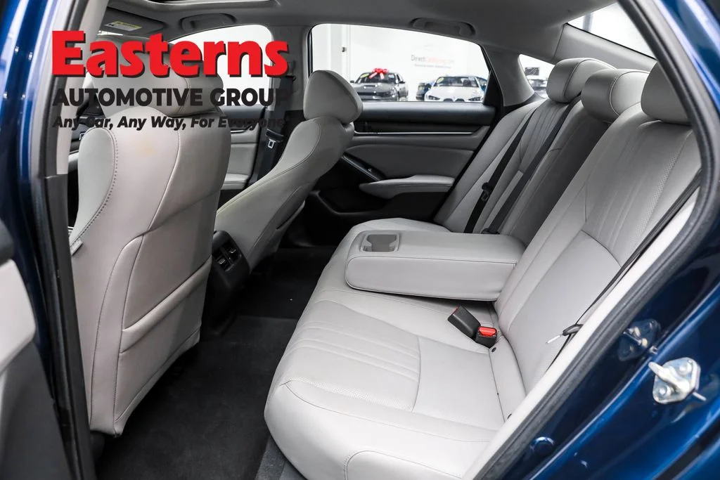 Used 2020 Blue Honda EX-L image 21