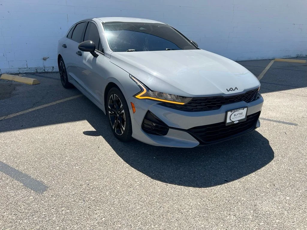 Used 2023 Wolf Gray Kia GT-Line image 8