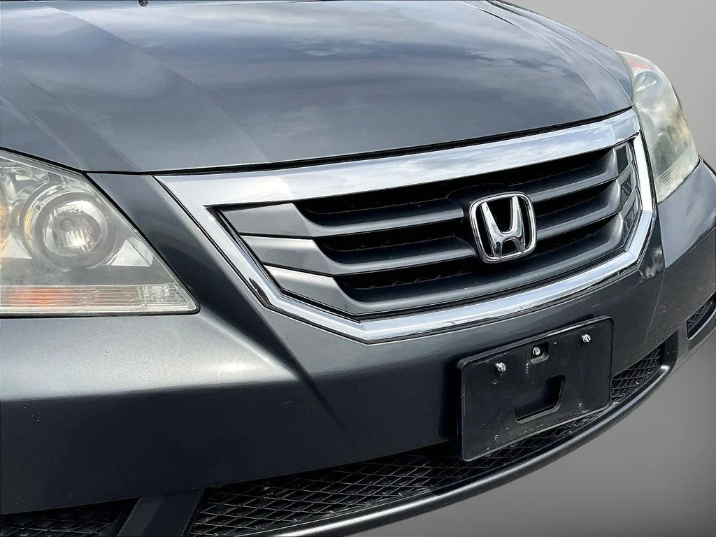 Used 2010 Polished Metal Metallic Honda EX-L image 35