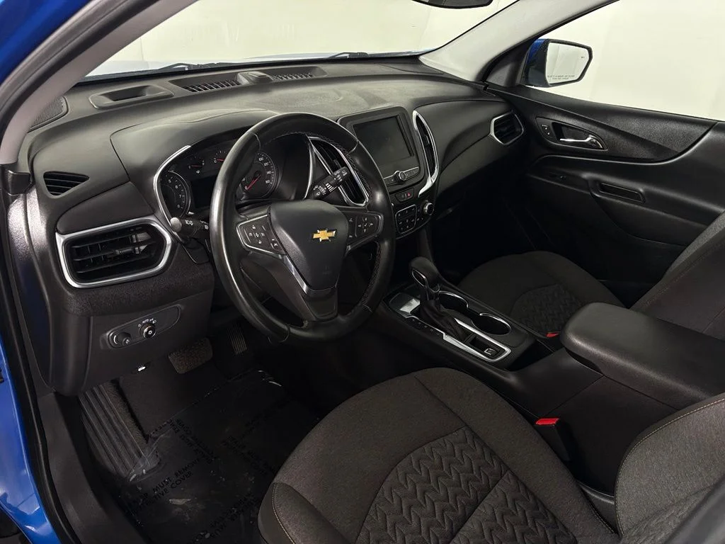 Used 2024 Blue Chevrolet LT image 17