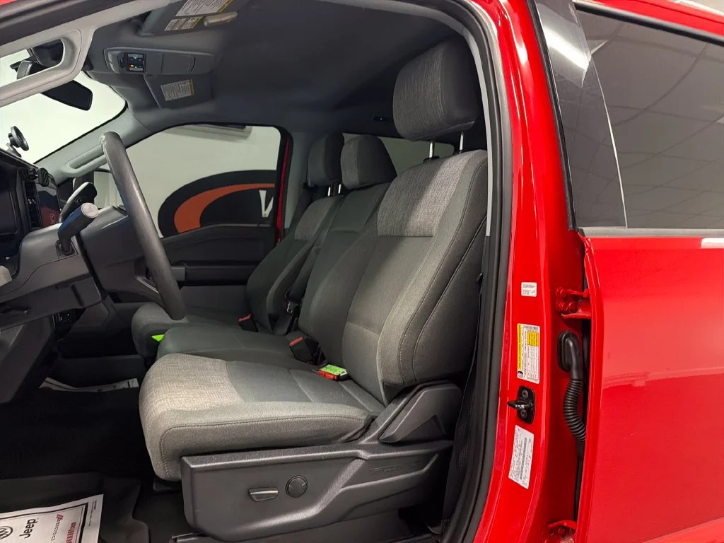 Used 2025 Race Red Ford XLT image 15