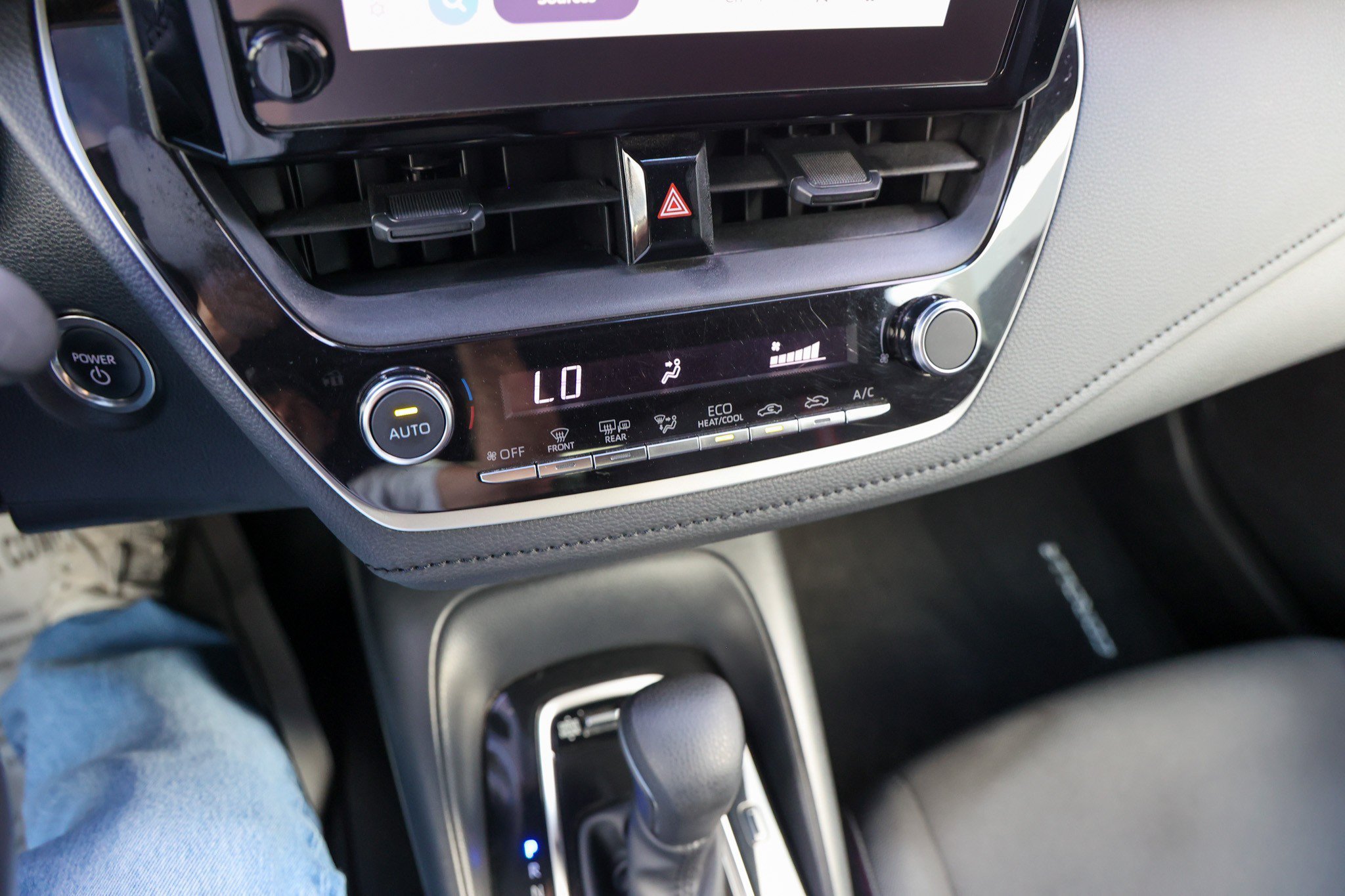 Used 2025 ICE CAP Toyota Hybrid SE image 20