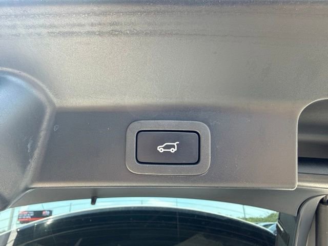 Used 2021 White Jaguar S image 10