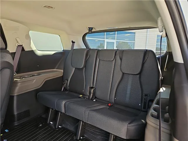 New 2027 Snow White KIA LX Passenger image 10