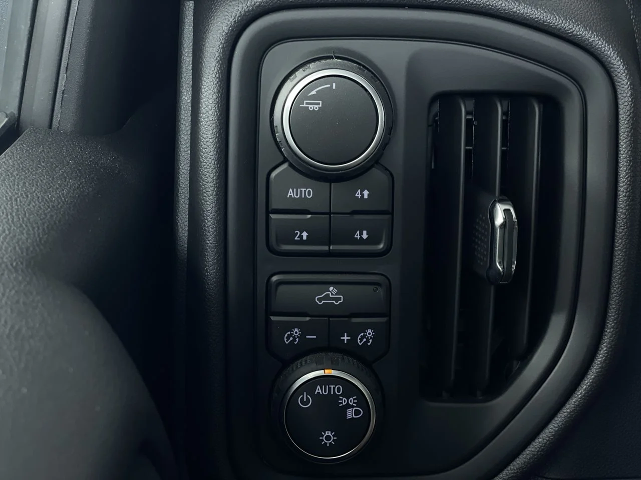 2025 Chevrolet Silverado 1500 Work Truck - Photo 102