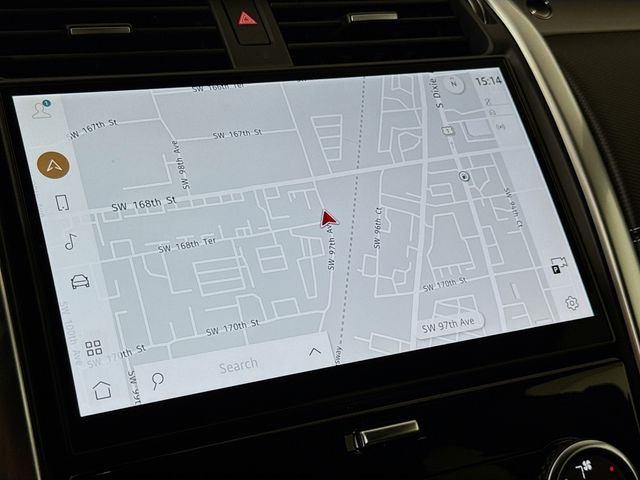 New 2026 Santorini Black Land Rover Dynamic SE image 16