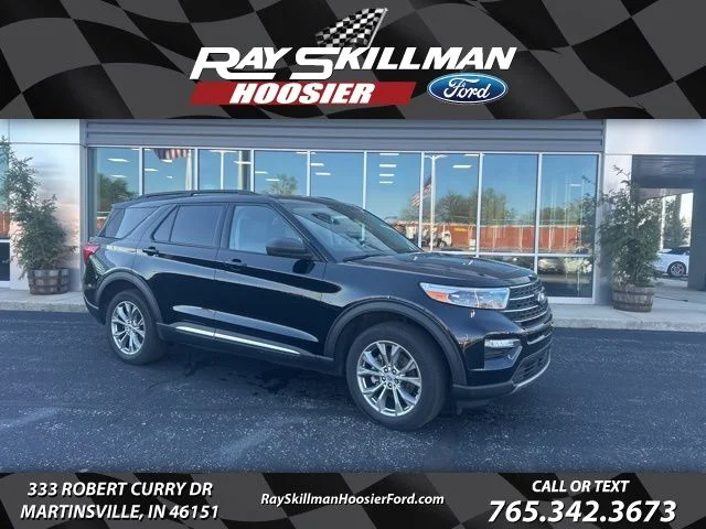 2023 Ford Explorer XLT 4WD's photo