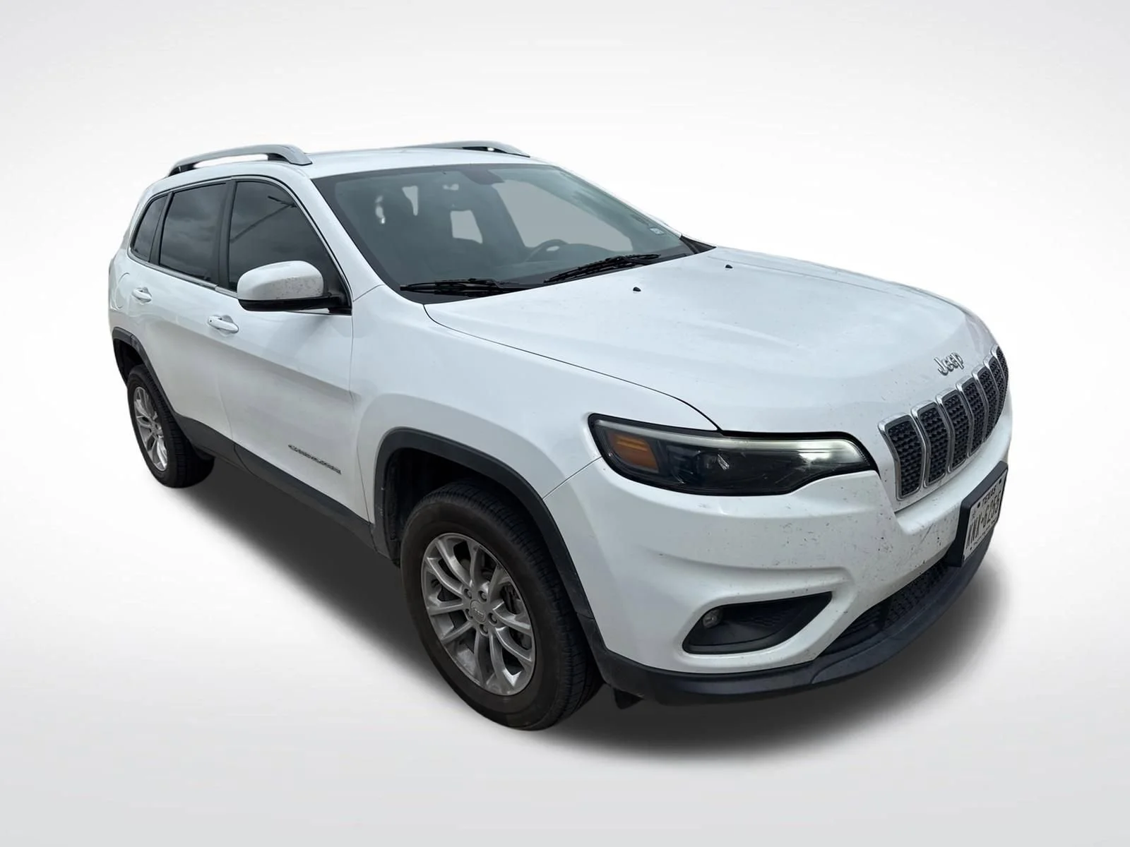 Used 2019 White Jeep Latitude Plus 4x4 image 4