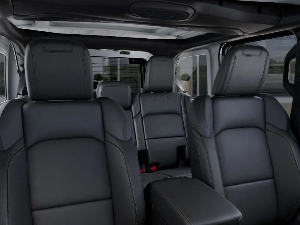 New 2026 Black Clear-Coat Exterior Paint Jeep Sahara image 27