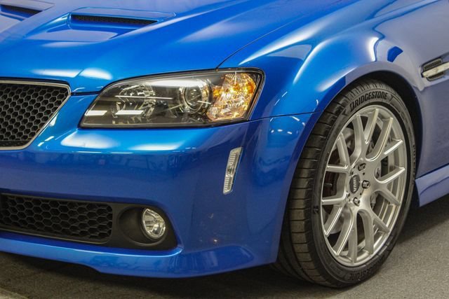 Used 2009 Stryker Blue Metallic Pontiac GT image 5