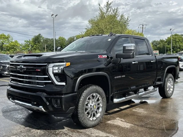 New 2026 Black Chevrolet LT image 5