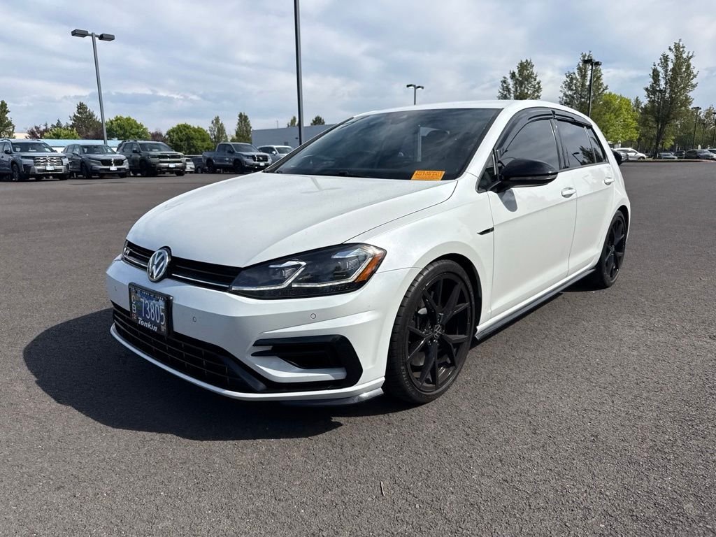Used 2019 Oryx White Pearl Volkswagen DCC & Navigation 4Motion image 3