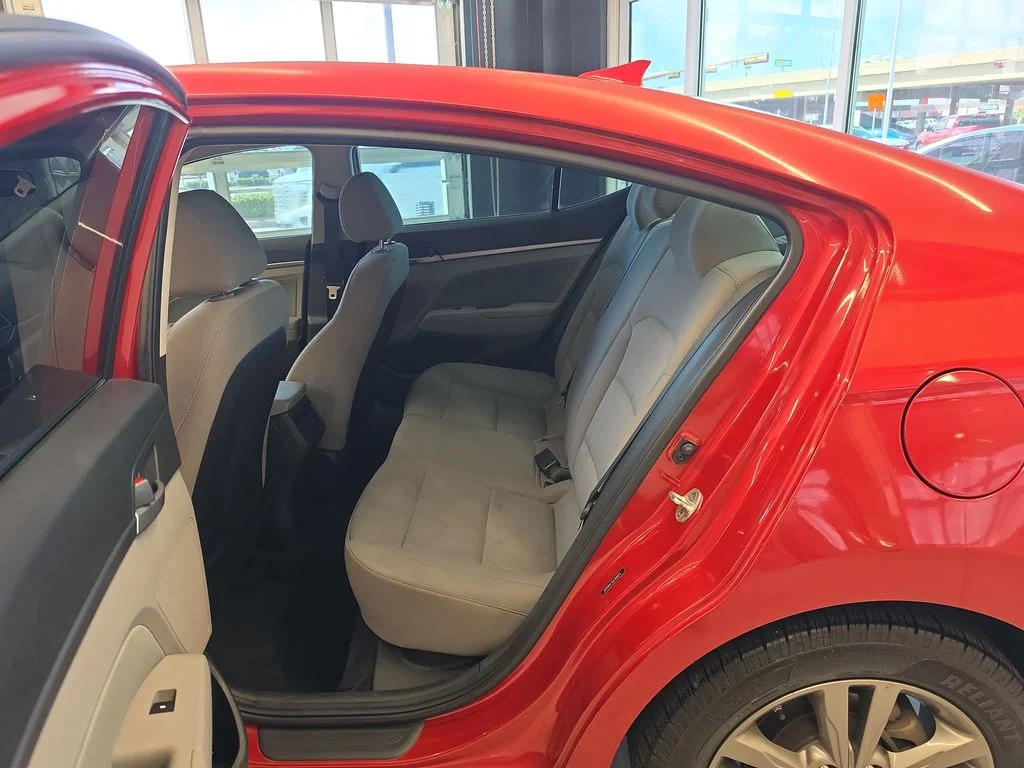Used 2018 Red Hyundai SEL image 30