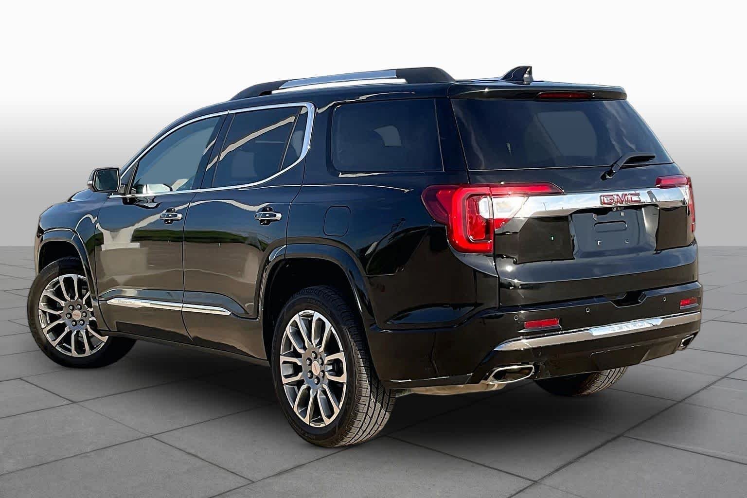 Used 2023 Ebony Twilight Metallic GMC Denali image 10