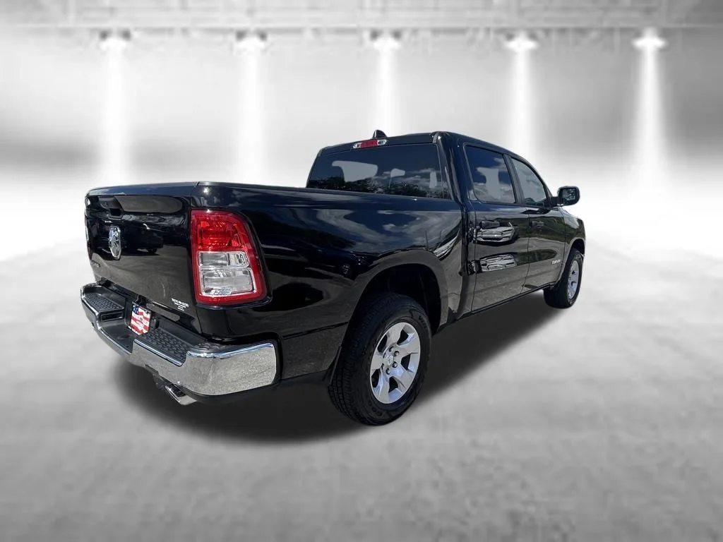 Certified Used 2024 Diamond Black Ram Big Horn/Lone Star image 4