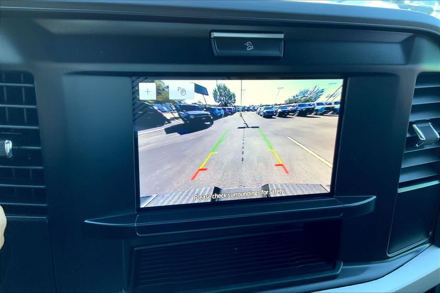 New 2026 Oxford White Ford F-250® XL image 17