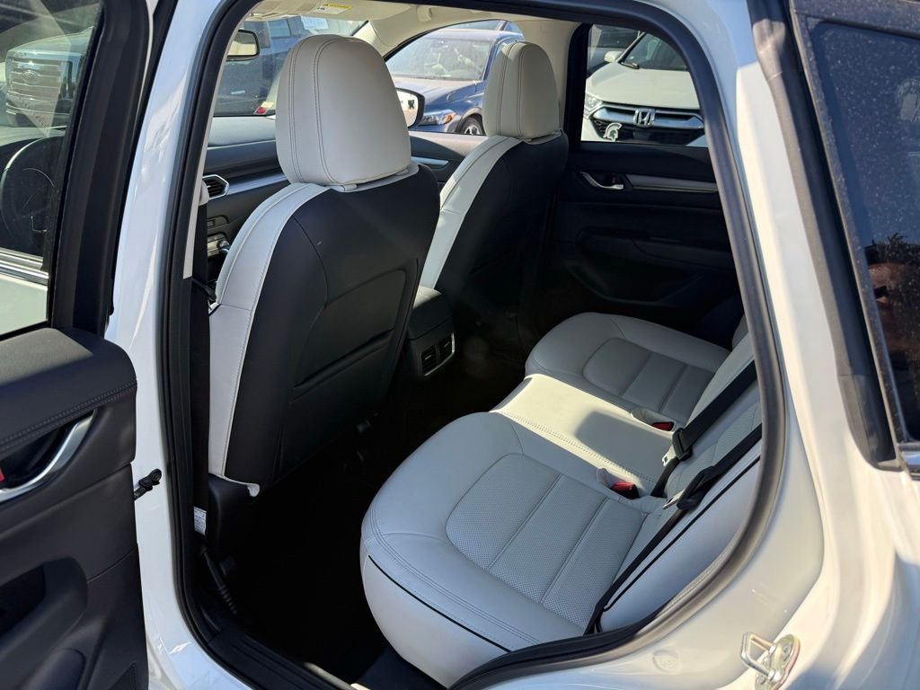 Used 2024 White Metallic Mazda 2.5 S Preferred Package image 6