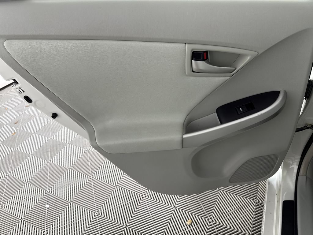 2015 Toyota Prius Two - Photo 12