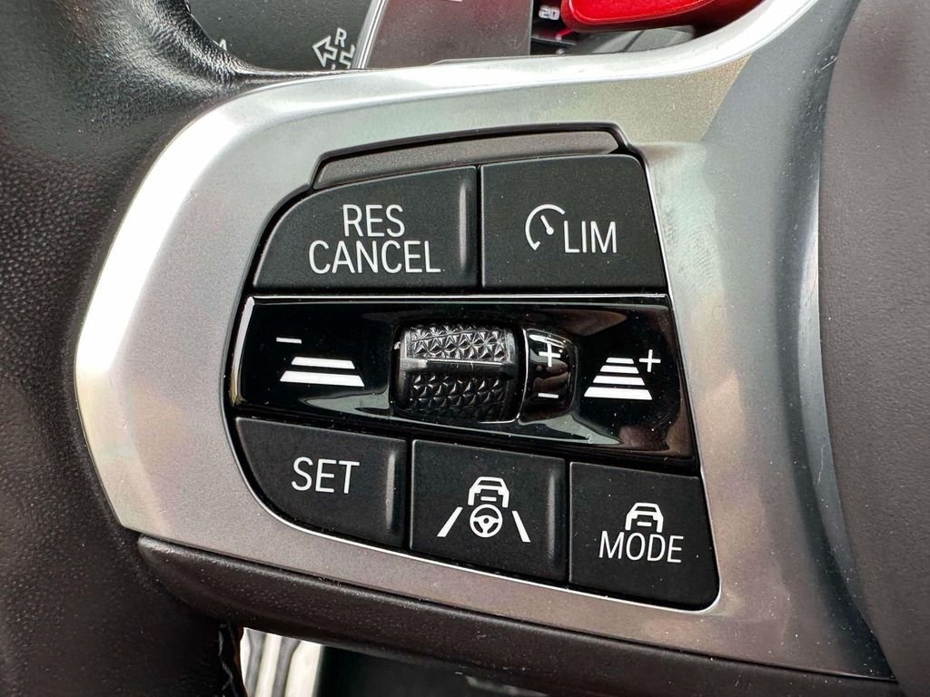 Used 2022 Black BMW  image 22