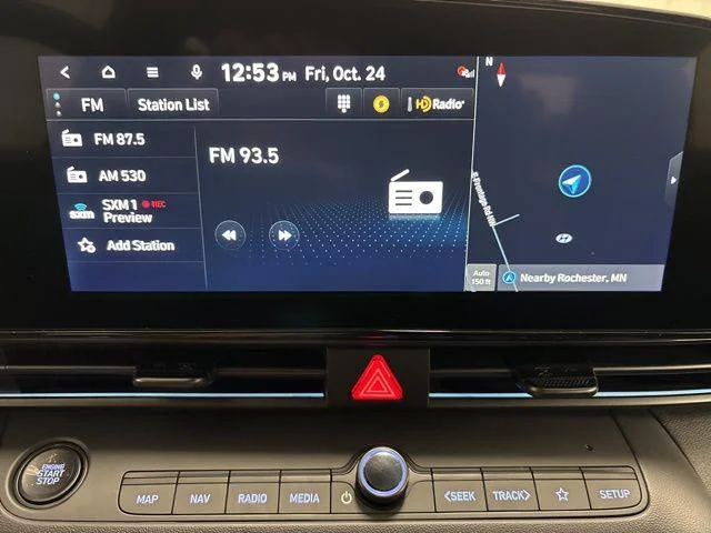 2025 Hyundai Elantra Blue - Photo 14