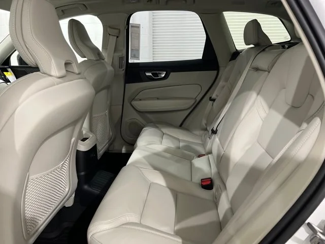 New 2026 Crystal White Volvo Ultra image 21
