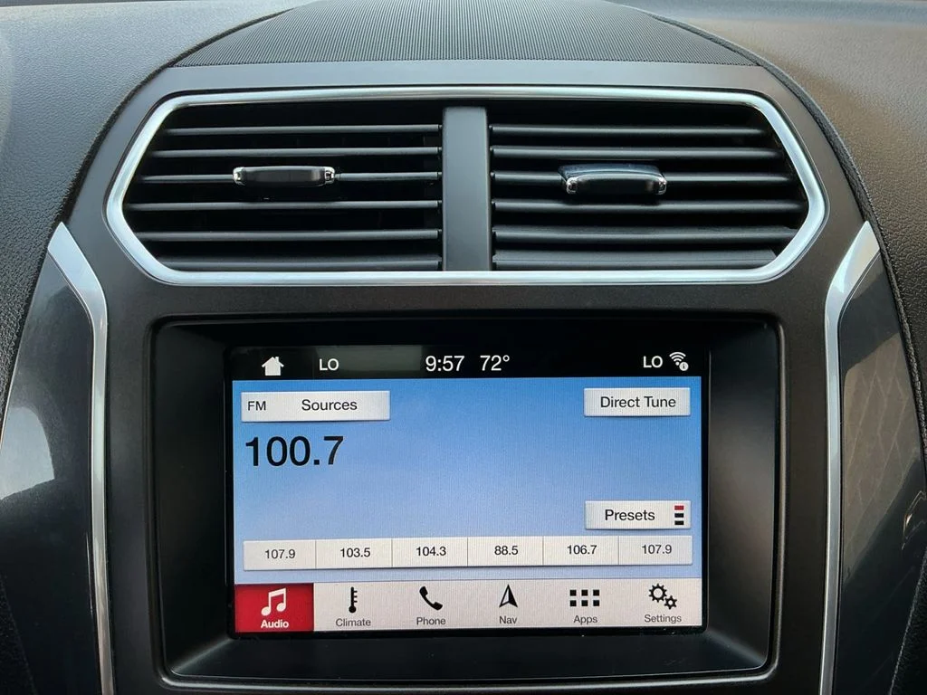 Used 2018 Black Ford Limited image 13