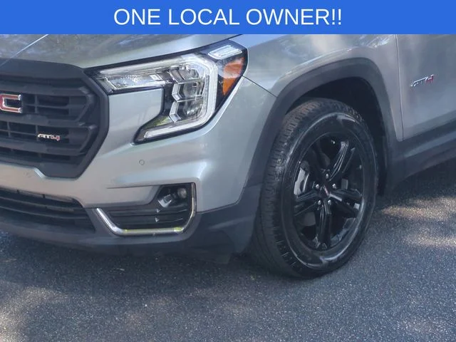 Used 2024 Silver GMC AT4 image 9