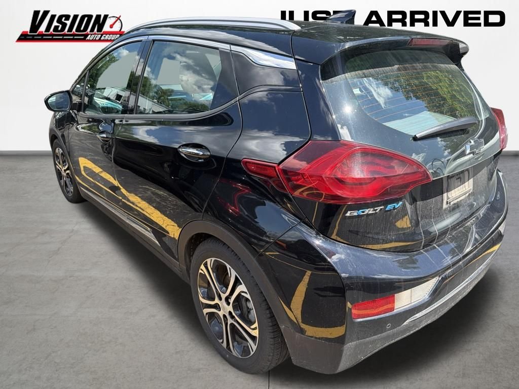 Used 2020 Black Chevrolet Premier image 6