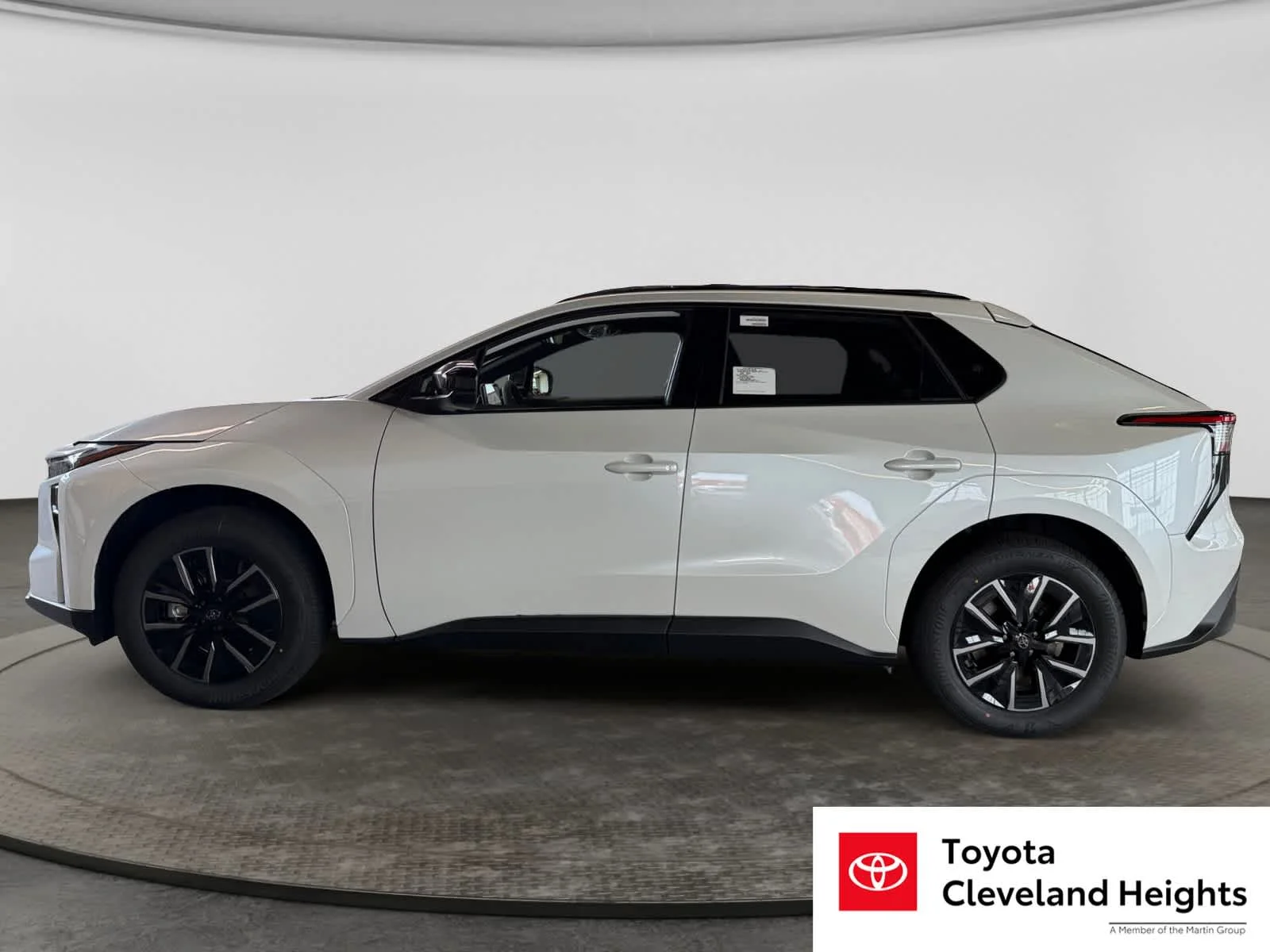 New 2026 Wind Chill Pearl Toyota XLE image 8