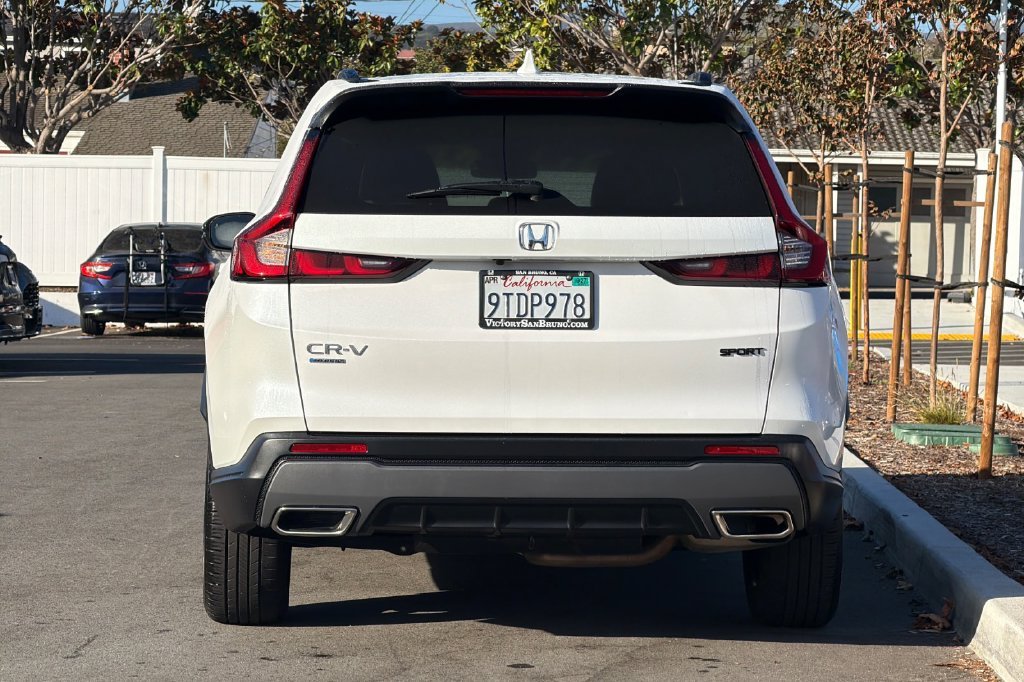 Certified Used 2025 Platinum White Pearl Honda Sport image 5
