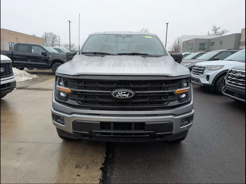 New 2026 Iconic Silver Ford XLT image 3
