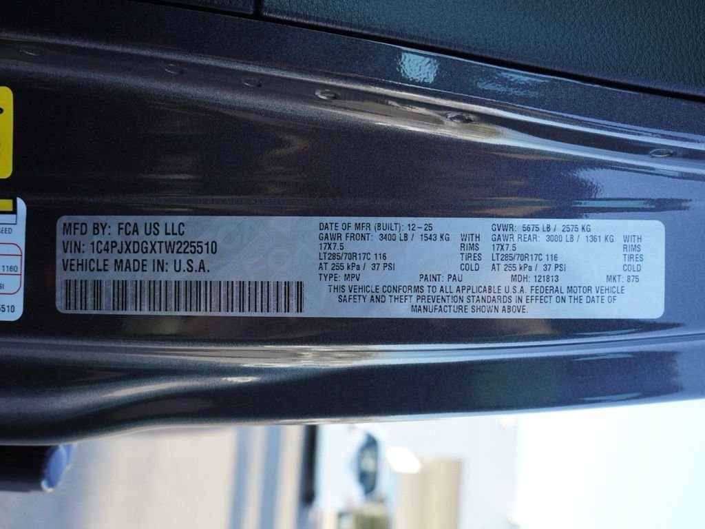 New 2026 Granite Crystal Metallic Clear-Coat Exterior Paint Jeep Willys image 27