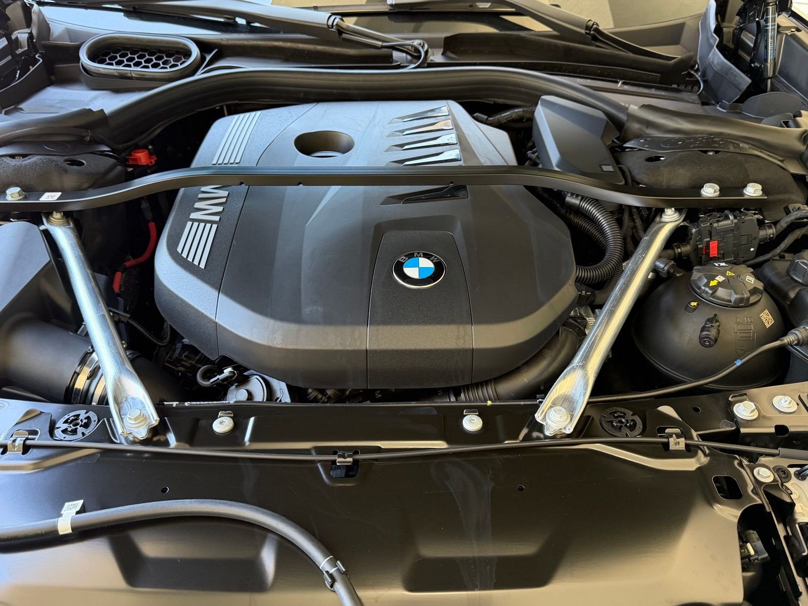 Used 2025 Black BMW 740i xDrive image 36