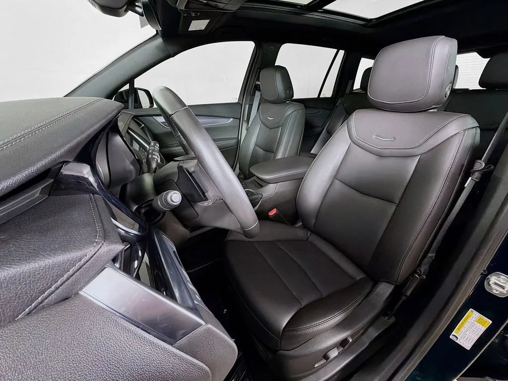 2024 Cadillac XT6 Luxury - Photo 12