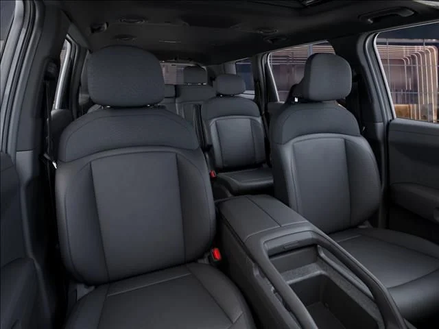 New 2027 Glacial White Pearl Kia S image 15