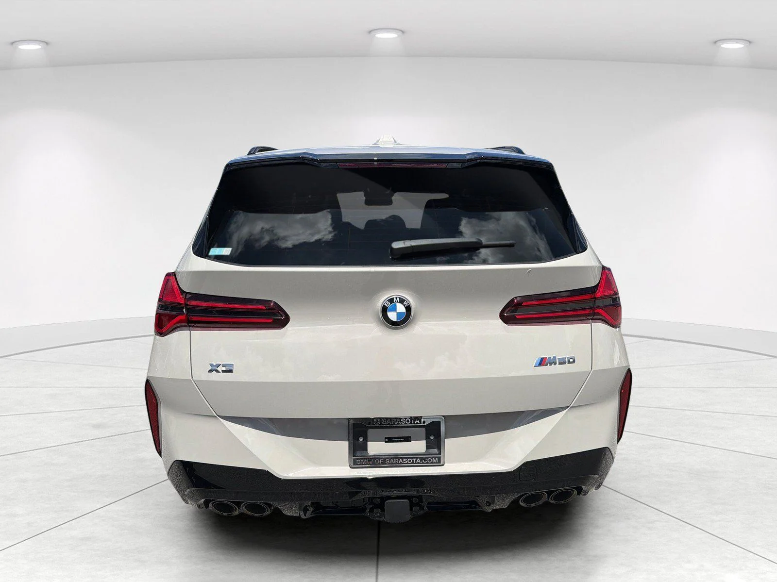 New 2026 Dune Grey Metallic BMW M50 xDrive image 5