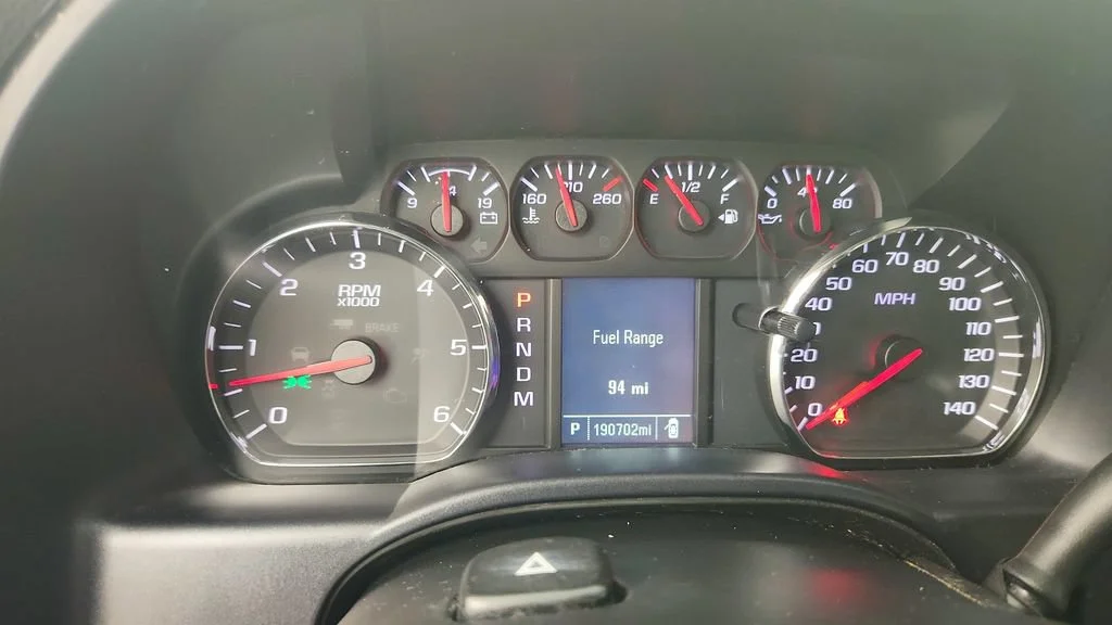 Used 2015 TUNGSTEN METALLIC Chevrolet LS image 15