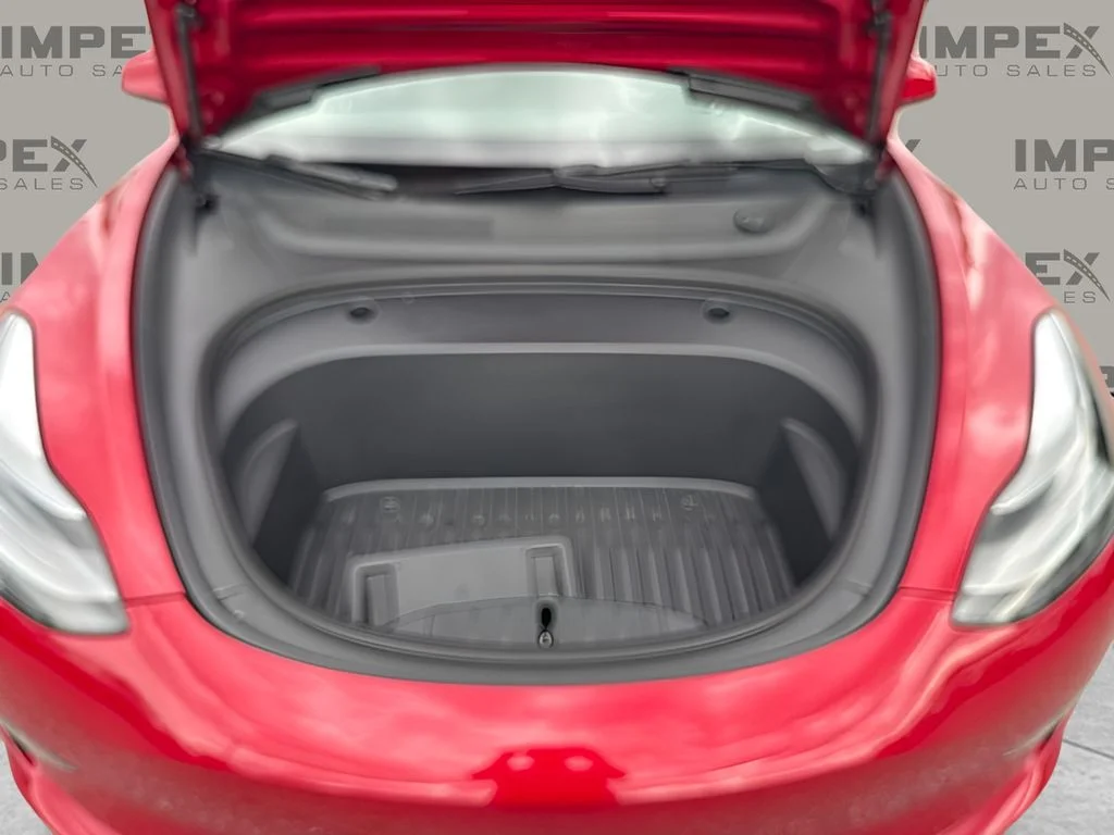 Used 2022 Red Tesla Long Range image 19