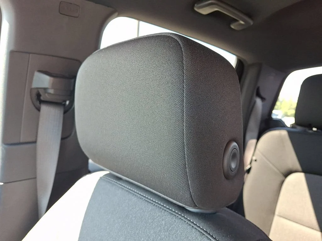 Used 2024 Summit White Chevrolet Trail Boss image 18