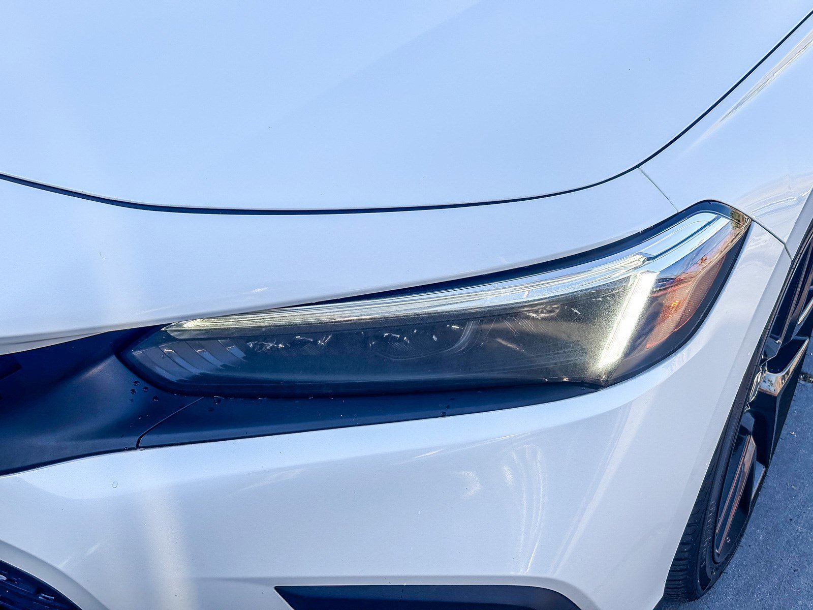 Certified Used 2024 Platinum White Pearl Honda 2.0L SPORT image 8