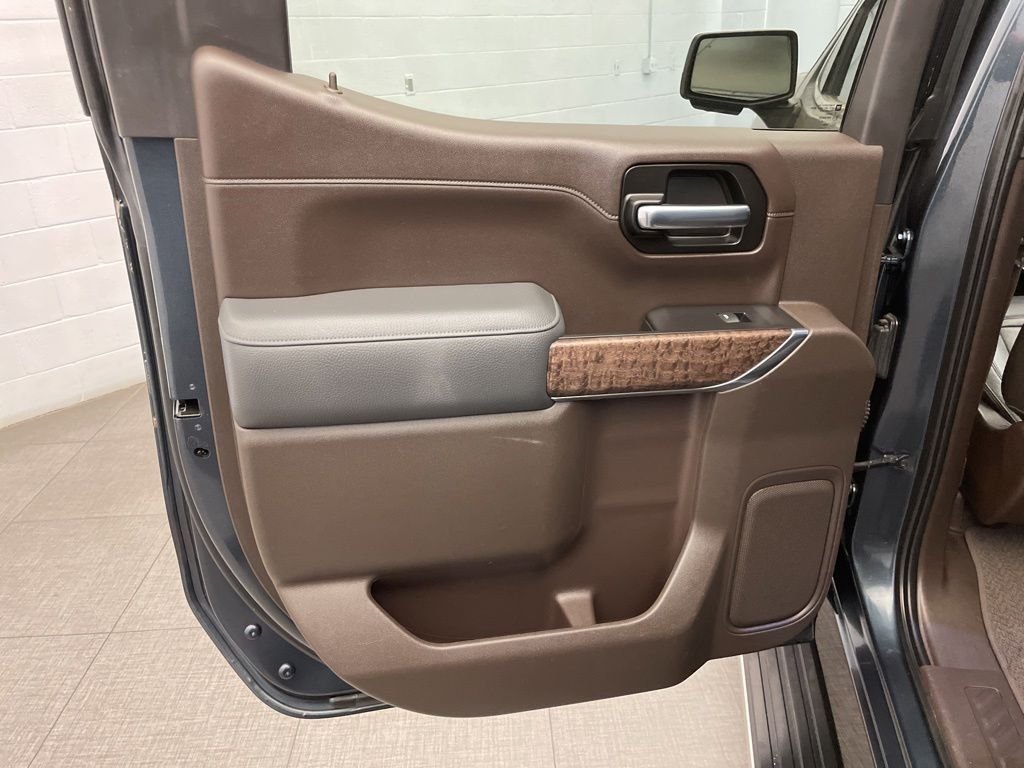 Used 2021 Blue GMC Denali image 22