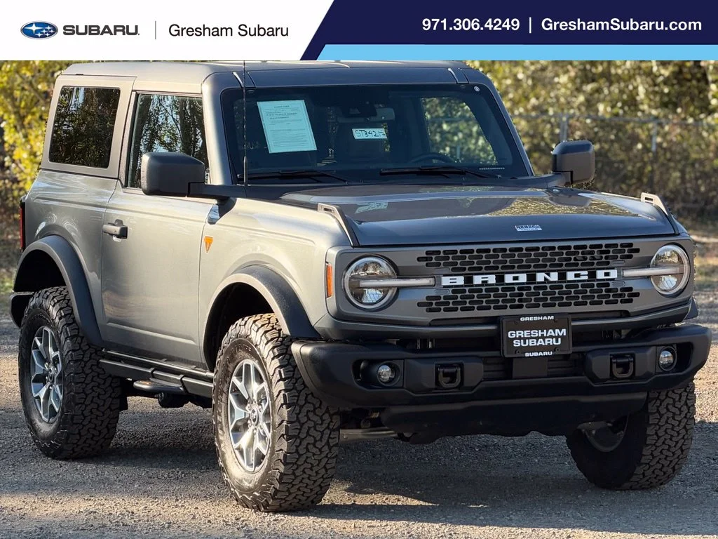 Used 2025 Gray Metallic Ford Badlands image 1