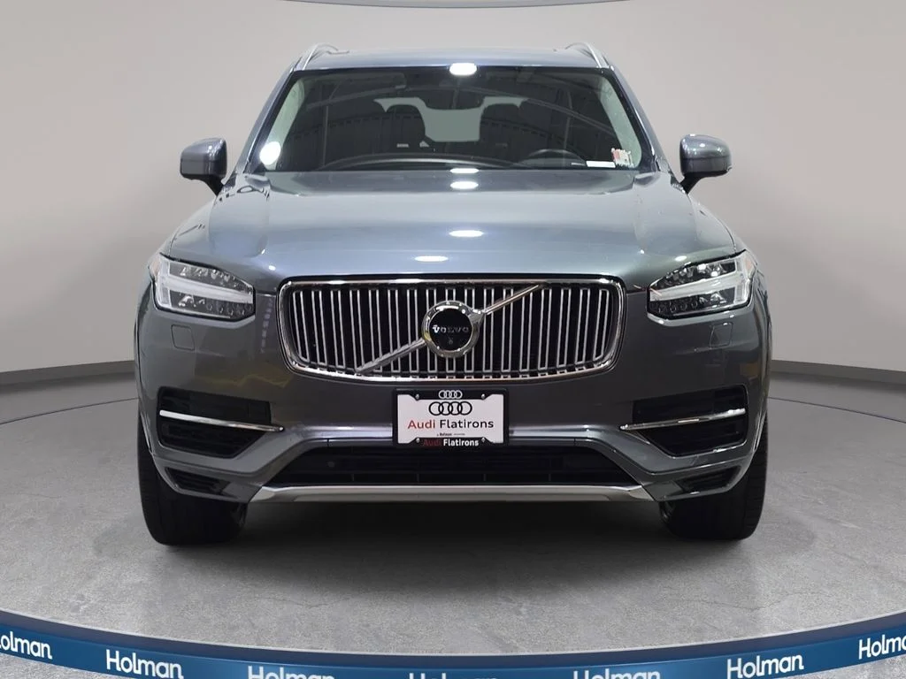 Used 2017 Gray Volvo T8 Inscription image 3
