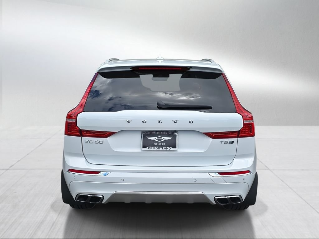 Used 2020 White Volvo T5 Inscription image 4