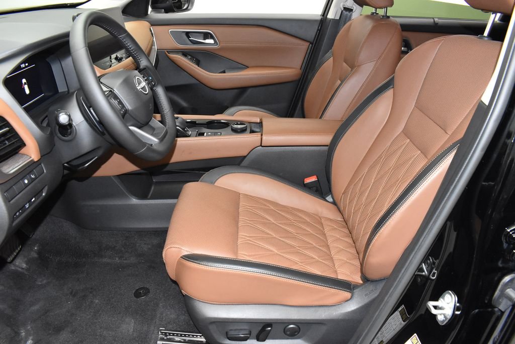 Certified Used 2026 Black Nissan Platinum image 13